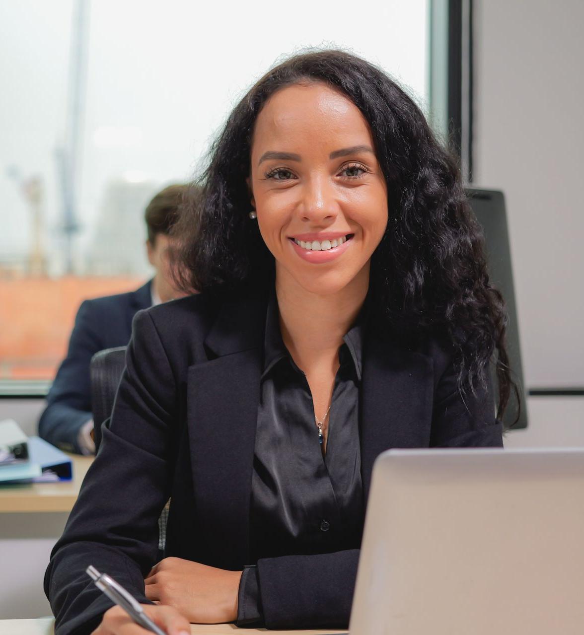 UNITECNAR - PREGRADO EN ADMINISTRACIÓN DE NEGOCIOS INTERNACIONALES COLOMBIA